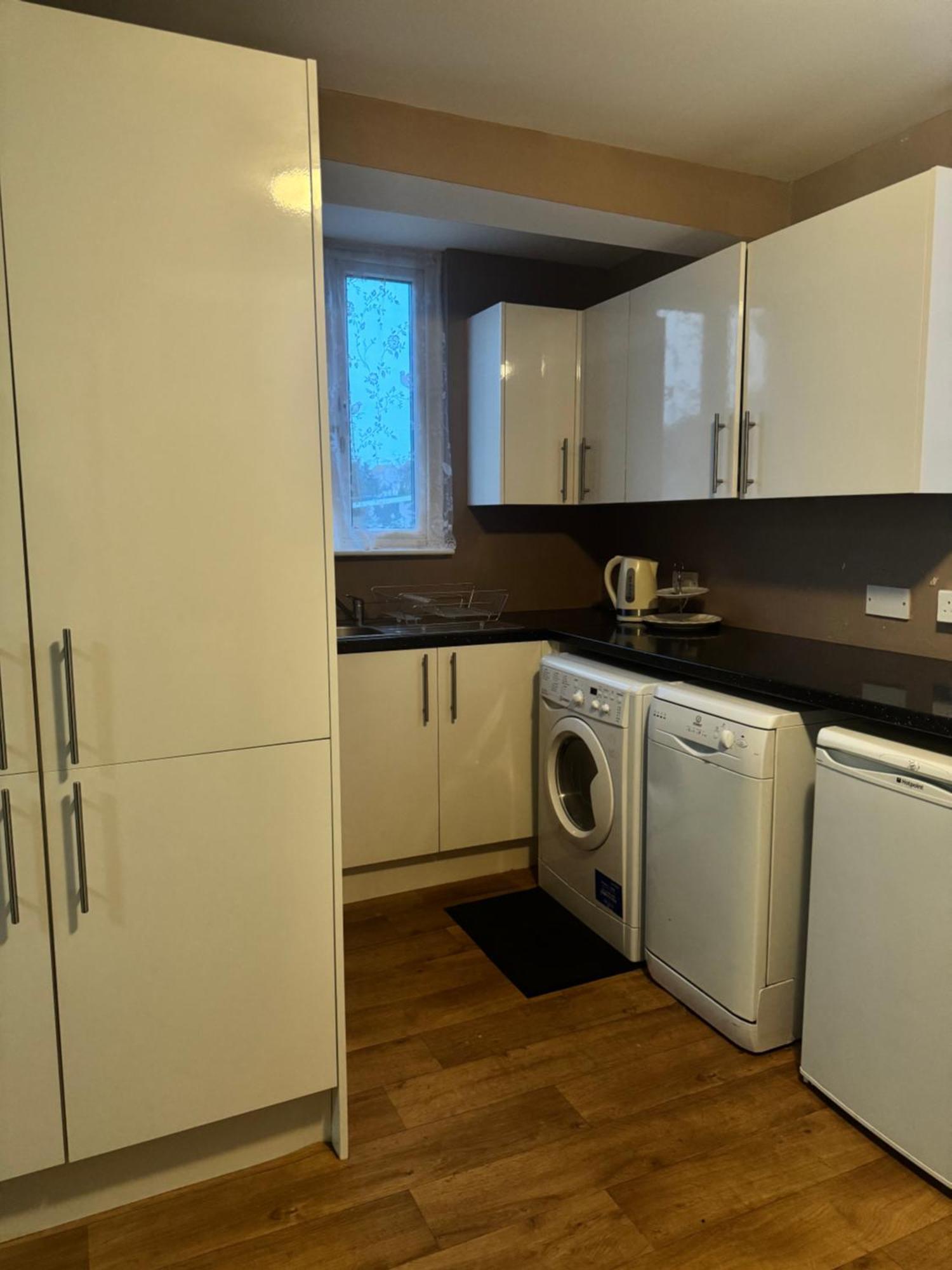 Jxb Homes - Lovely And Spacious Rooms Cliftonville Exteriör bild